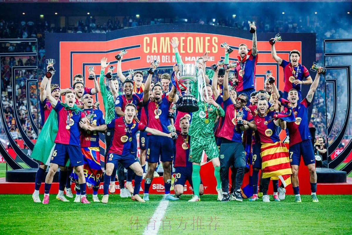 西甲-赛季三杀!凯西绝杀罗贝托破门 巴萨2-1逆转皇马 西甲-赛季三杀!凯西绝杀罗贝托破门 巴萨2-1逆转皇马